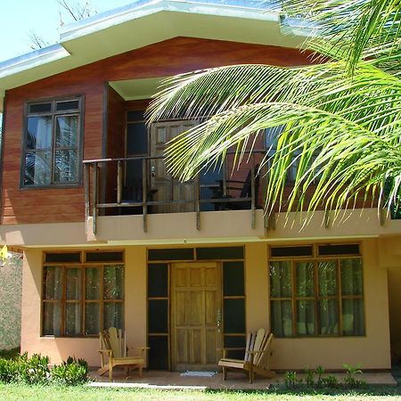 Babilonia Aparthotel Cahuita Eksteriør bilde
