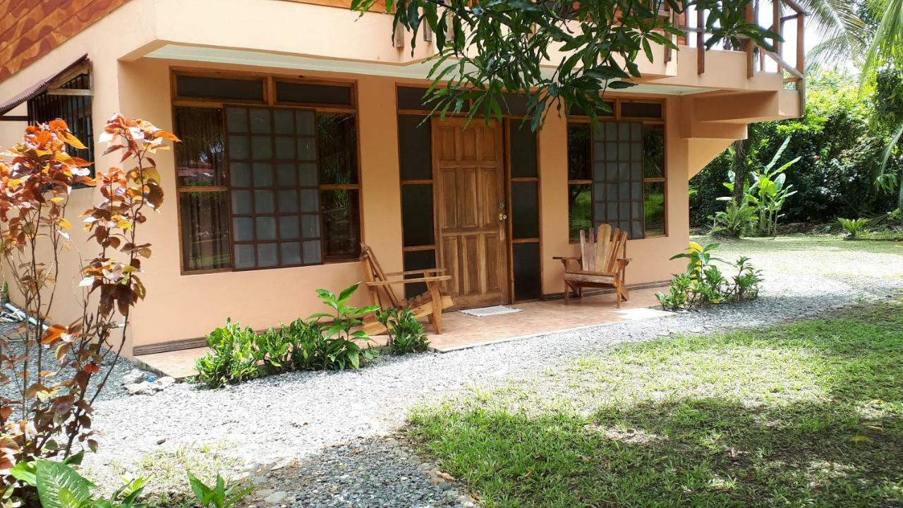 Babilonia Aparthotel Cahuita Eksteriør bilde